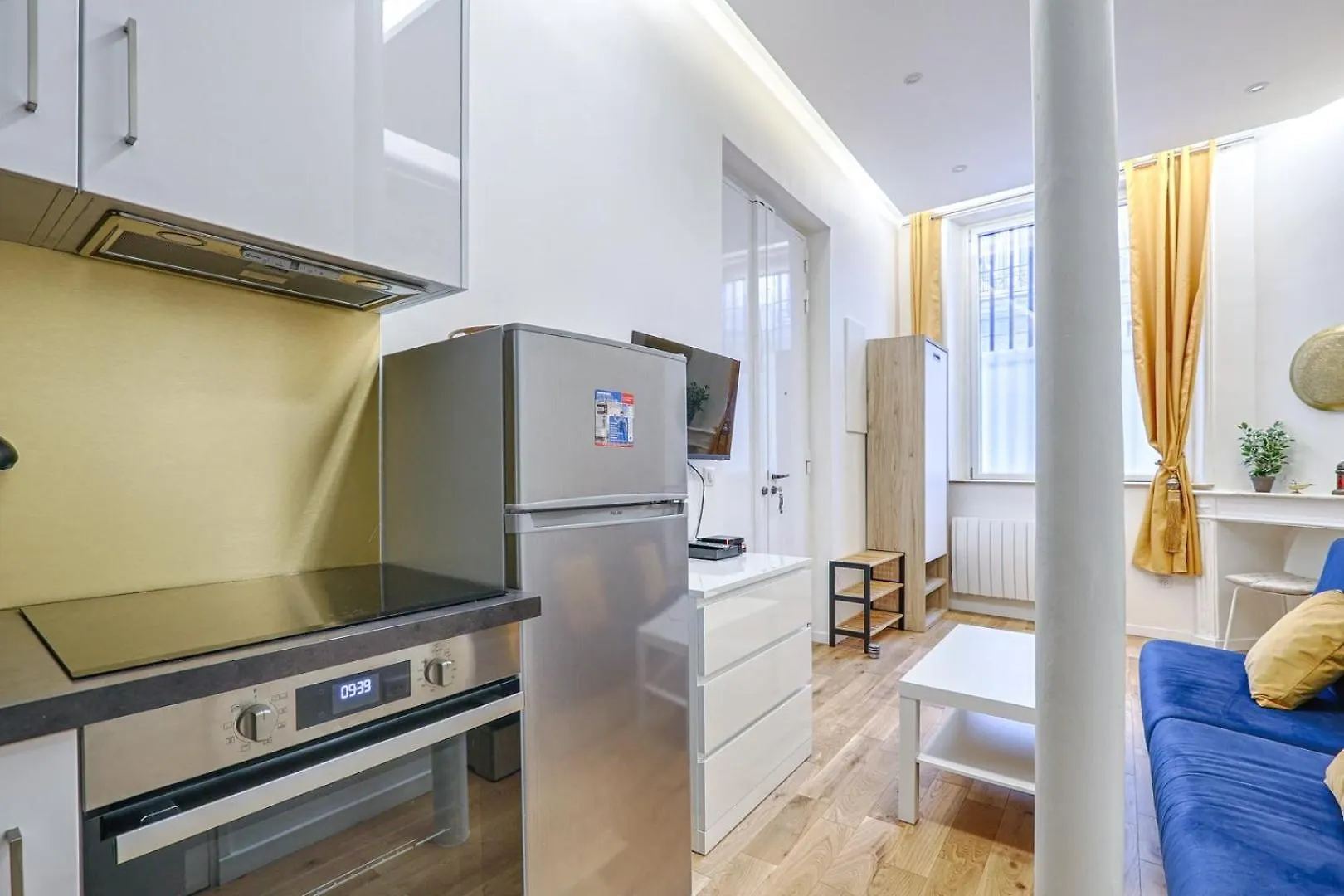Apartment Beau 2p En Plein Coeur Du 2e *